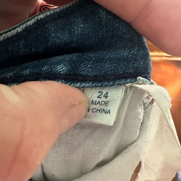 Eloquii distressed light wash stretchy size 24 plus size jeans - Picture 3 of 5